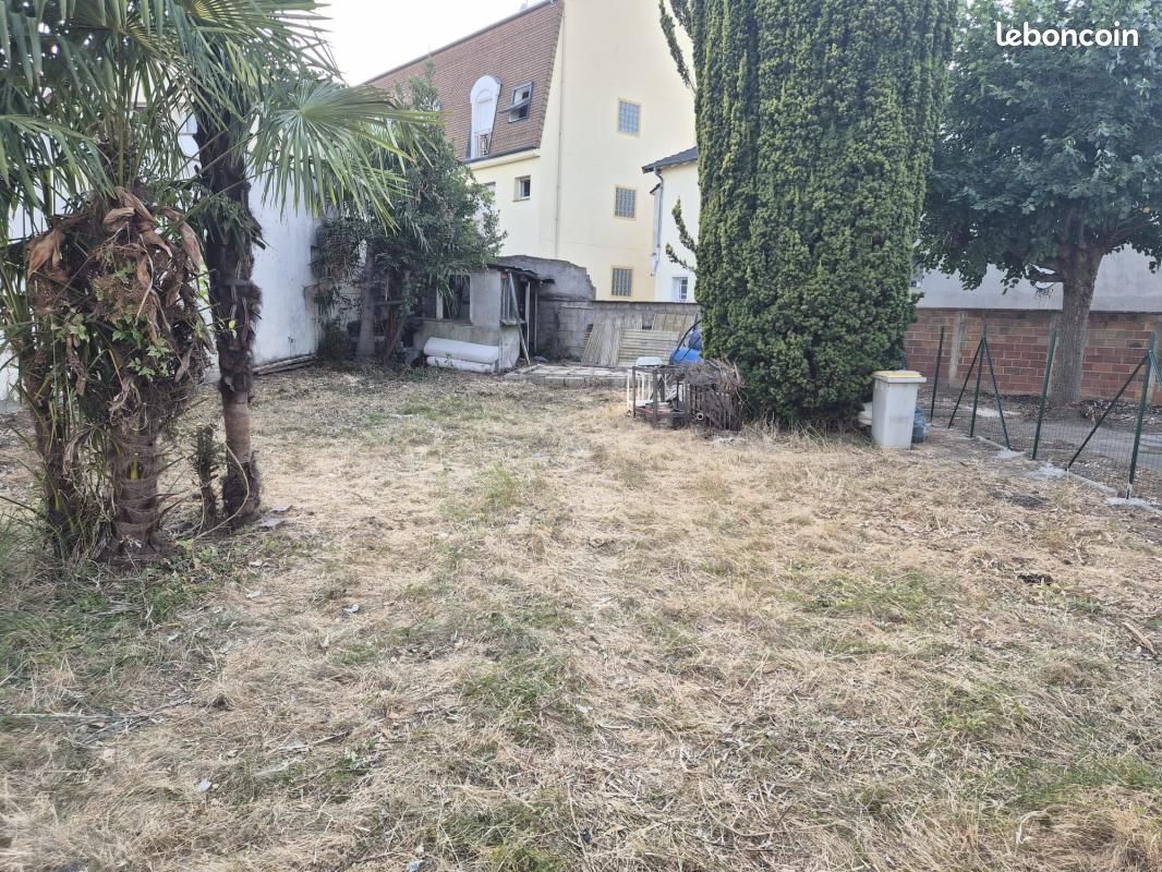 Terrain 244 m² Villepinte · 169 000 €