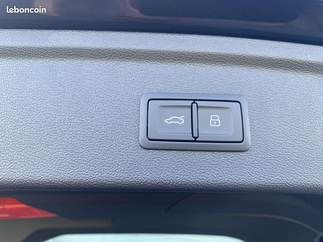 AUDI A3 Allstreet 40 TFSI e Hybride rechargeable 204 S tronic 6 Avus (image 31)