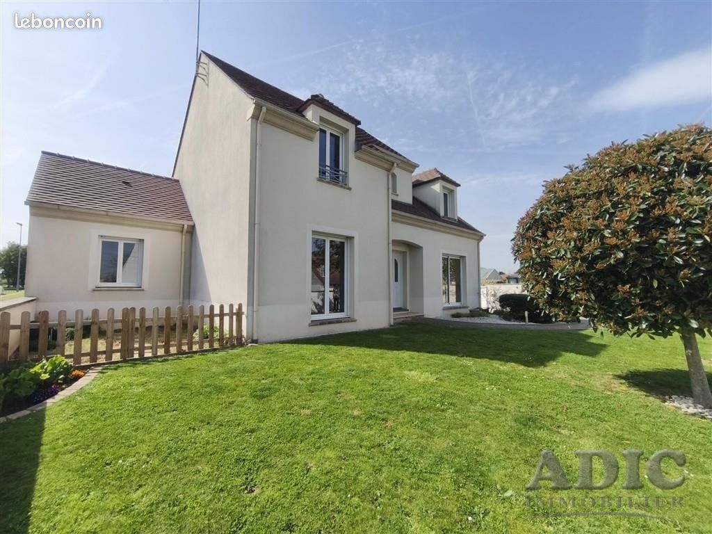 Maison 6 pièces 156 m² · à Moussy-le-Neuf · 156 m² · 499 000 €