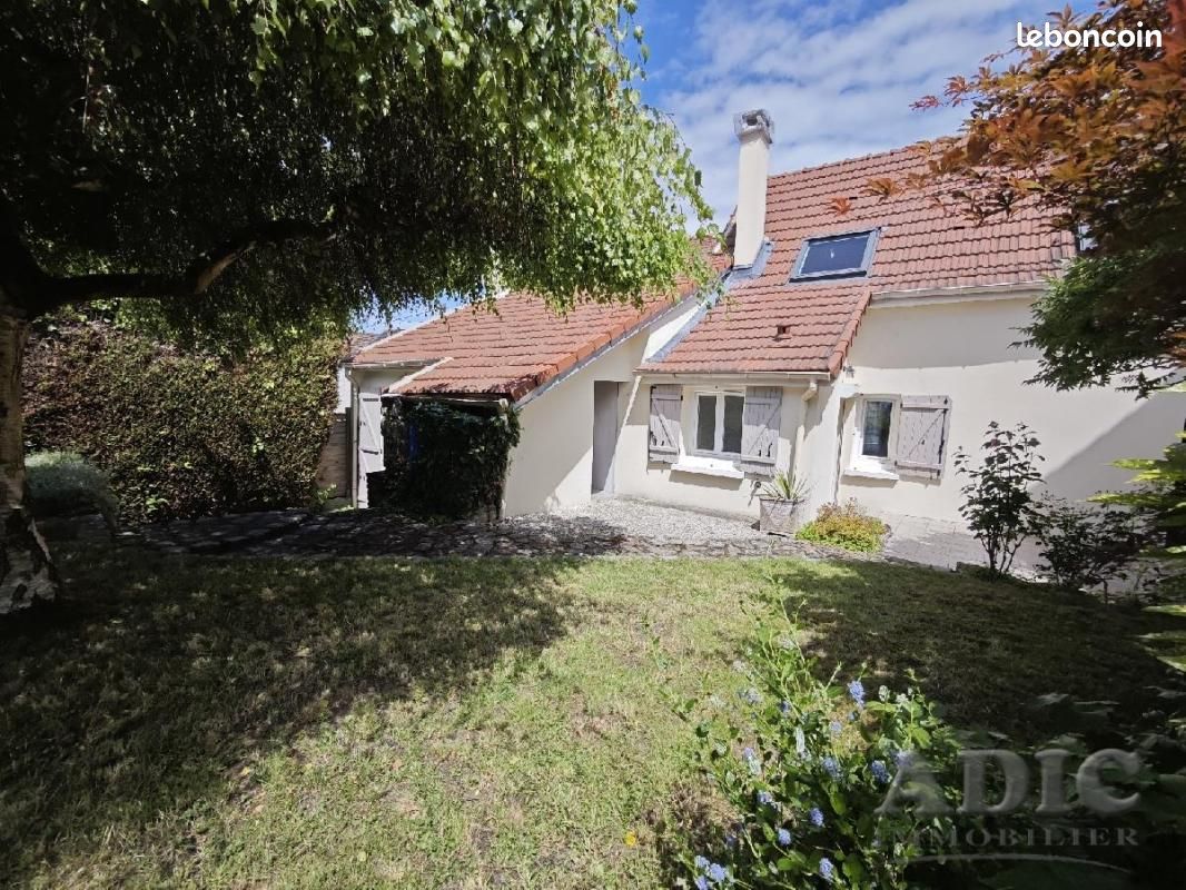 Maison 5 pièces 102 m² · à Survilliers · 102 m² · 319 000 €