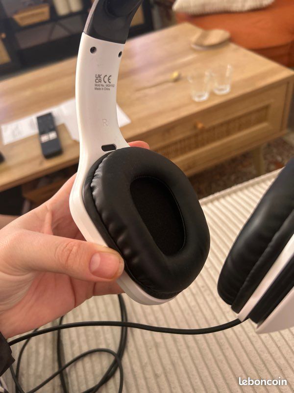 Casque Stéréo Filaire Muvit H102 Pour Playstation 5 Blanc Et Noir (image 5)