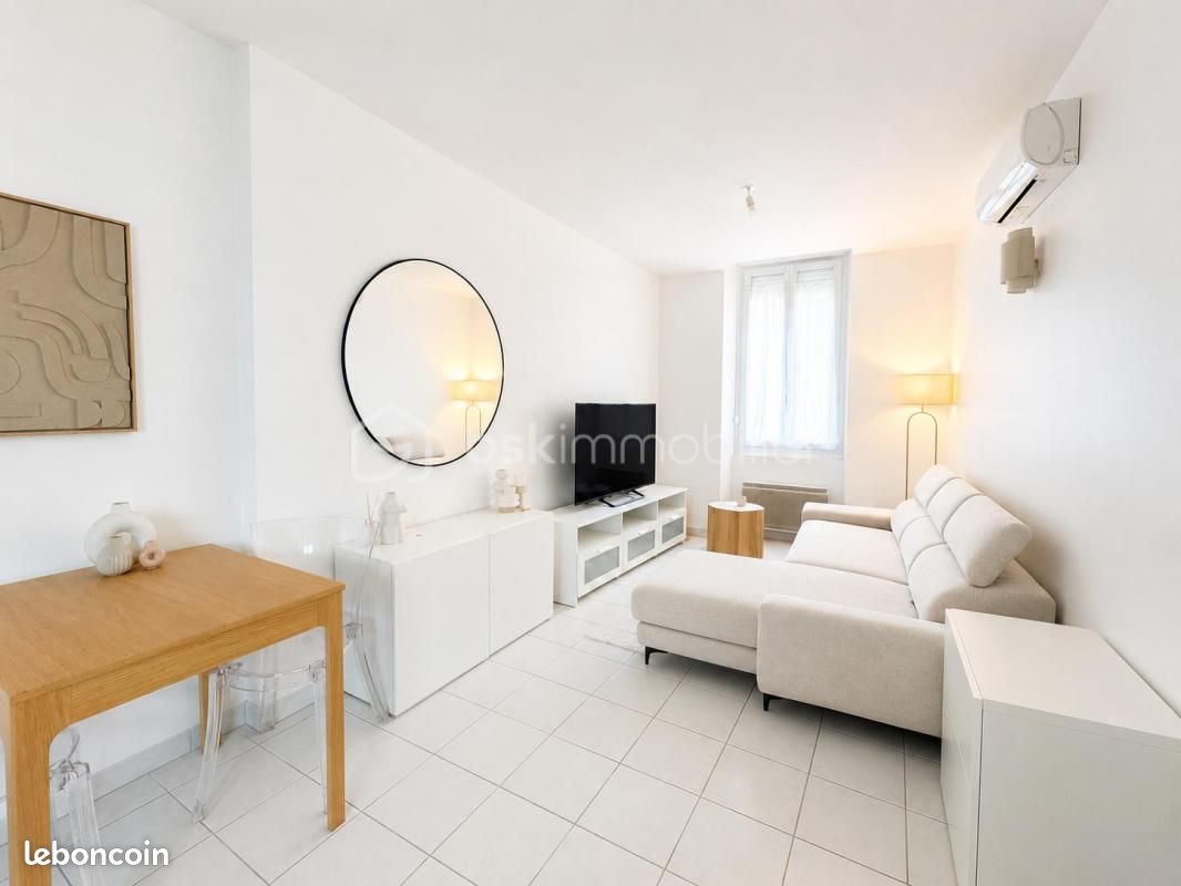 Immeuble 5 pièces 100 m² · à Salon-de-Provence · 100 m² · 285 000 €