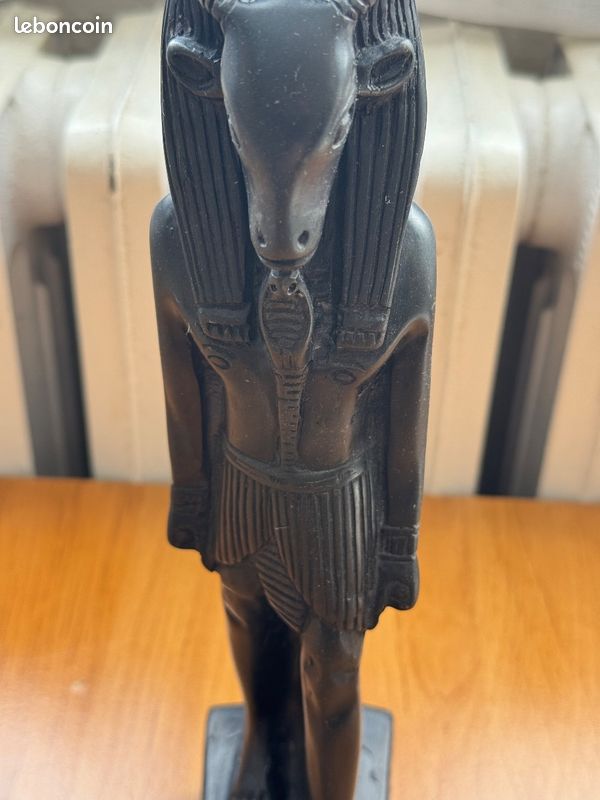 Statue egyptienne dieu Khnoum hieroglyphes authentique pierre noire collection (image 4)