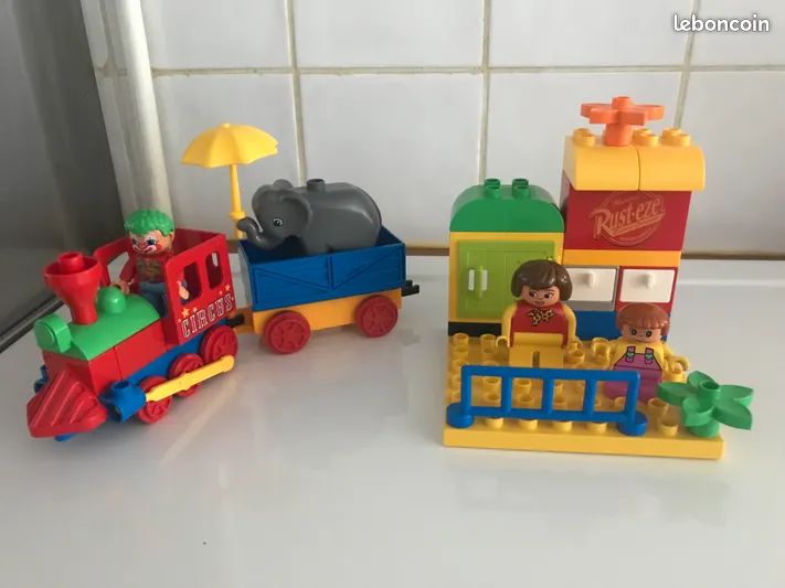 Lego Duplo Train Circus et petite maison Jeux Jouets