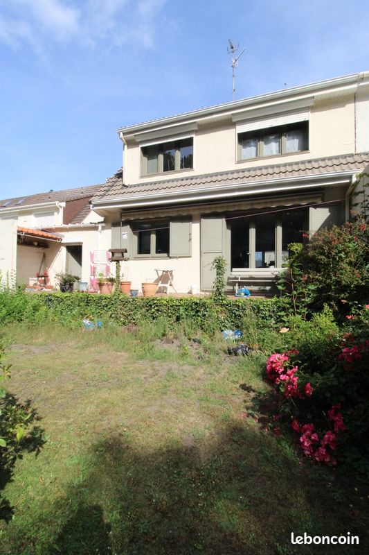 Maison 5 pièces 98 m² · à Téteghem-Coudekerque-Village · 98 m² · 256 000 €