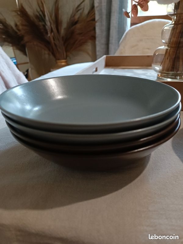 Lot assiettes (image 3)