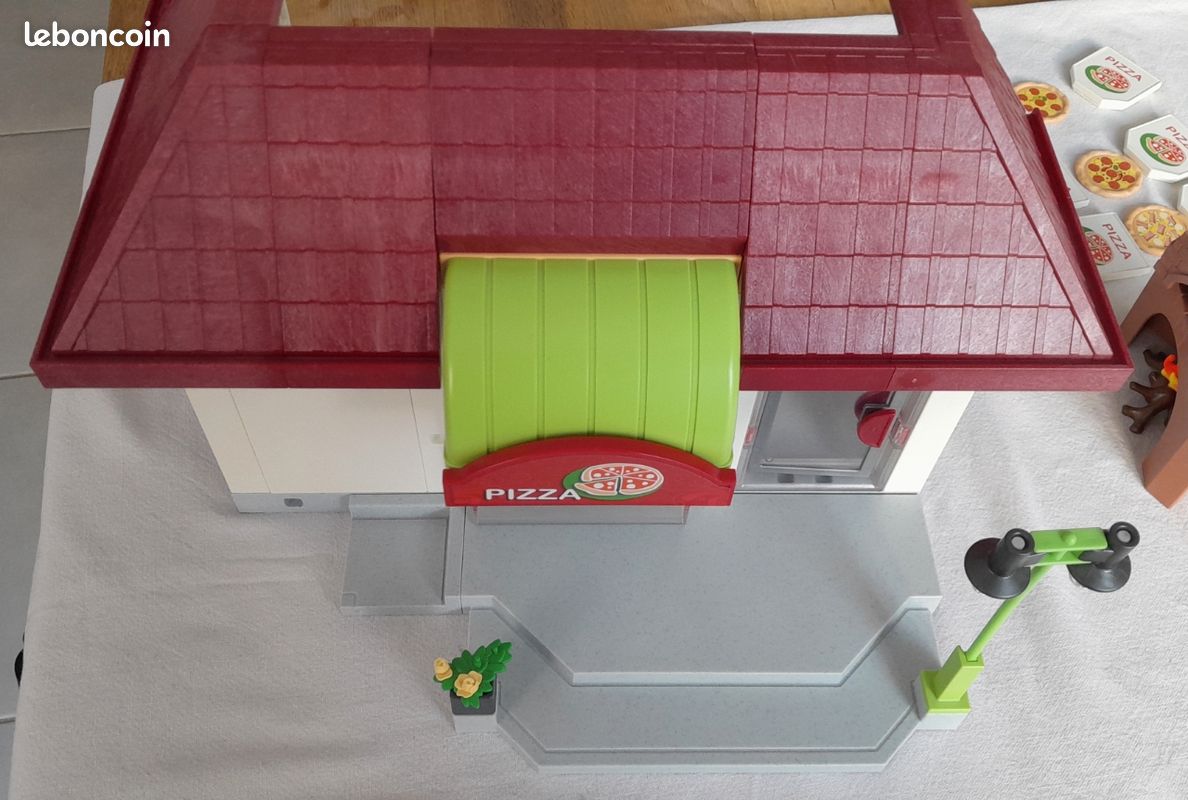 Figurine Playmobil Pizzaiolo Vendeur De Pizza - Réf 6392 4766, Très Bon état