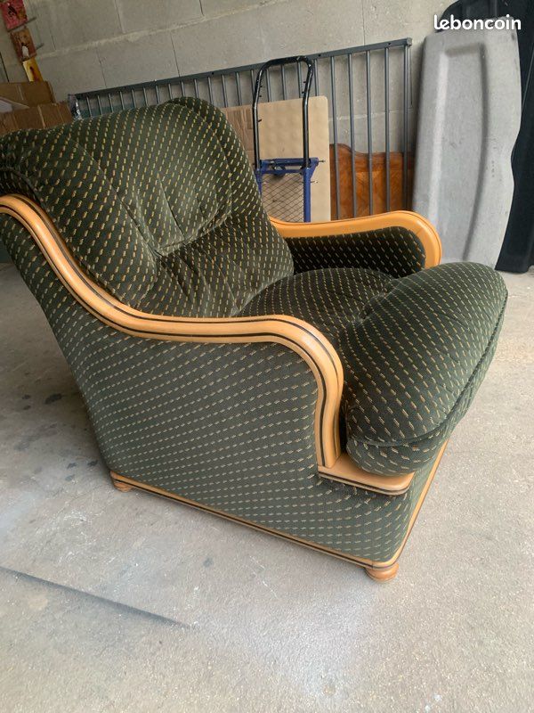 Fauteuil velours structure bois (image 3)