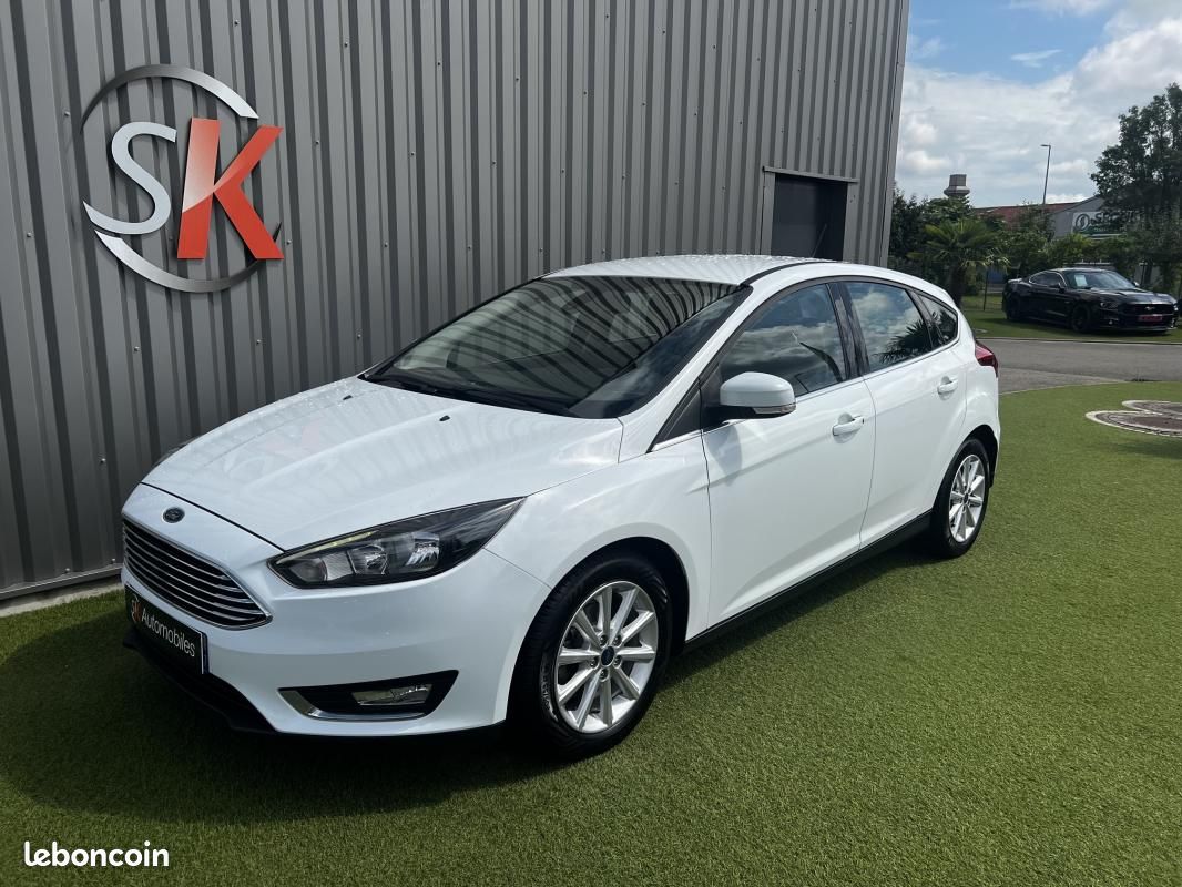 Ford Focus 3 PH2 TITANIUM 1.0 ECOBOOST 125CH BVM (image 1)