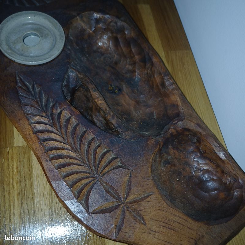 Écritoire de bureau ancien en Pin cembro du Queyras sculpté / Plumier vintage (image 10)