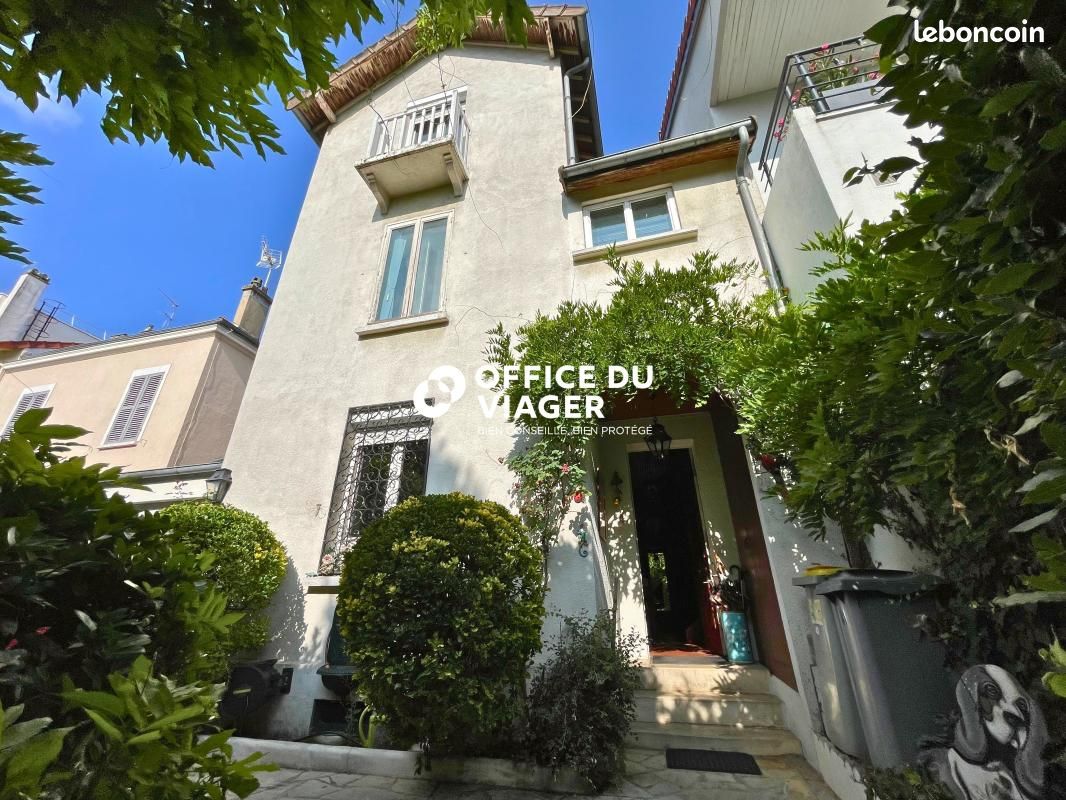 Maison 5 pièces 132 m² · à Garches · 132 m² · 650 000 €
