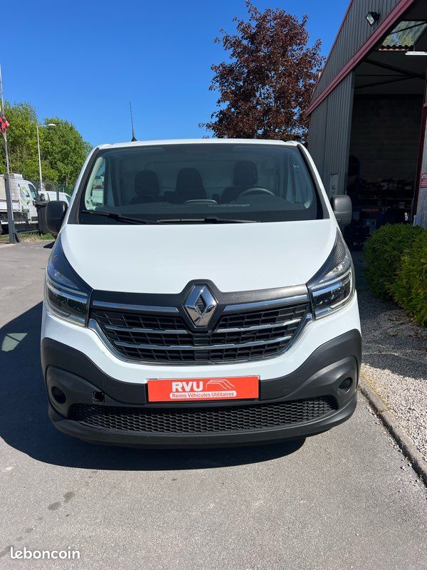 15 750 HT RENAULT TRAFIC L1H1 1200 2.0 dCi 120ch Grand Confort (image 2)