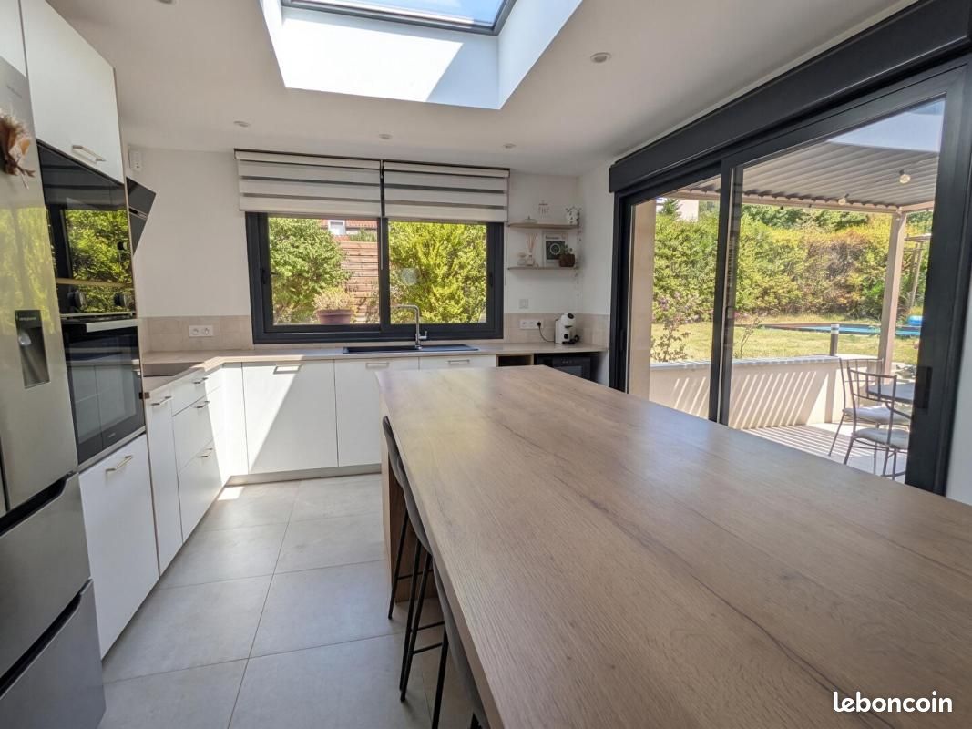 Maison 5 pièces 120 m² · à Plombières-lès-Dijon · 120 m² · 1 500 €/mois