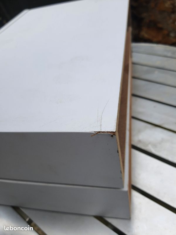 Lot de 2 tables de nuits murales (image 4)