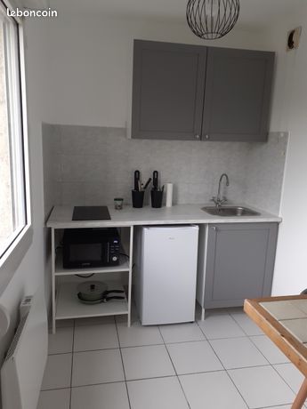 Studio meublé calme limite Lyon 8ème