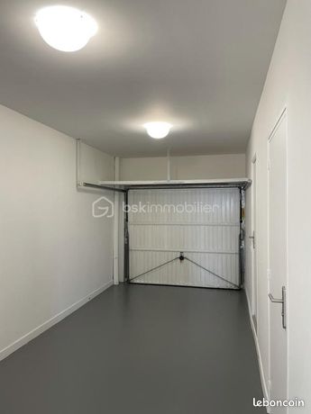 https://img.leboncoin.fr/api/v1/lbcpb1/images/73/77/b7/7377b794a680e71147ca5978db4b1f75cb2d2f89.jpg?rule=ad-image