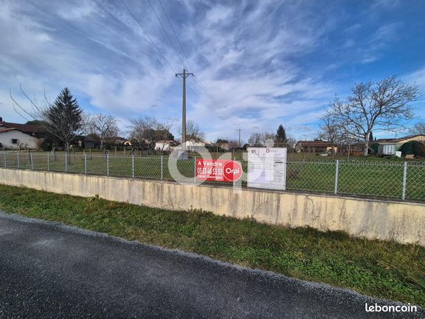 Terrain 1 000 m² Saint Leon Sur L Isle