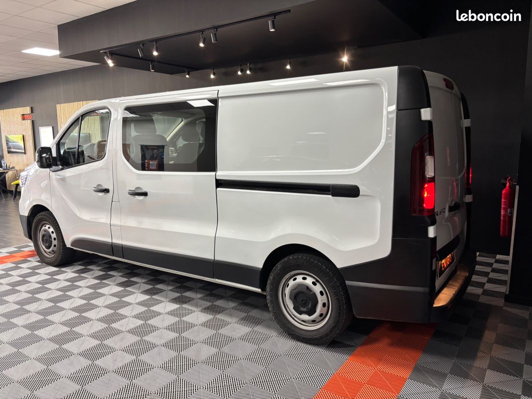 RENAULT TRAFIC CA L2H1 BLUE DCI 150 CONFORT 7.0CV 1ERE MAIn (image 27)