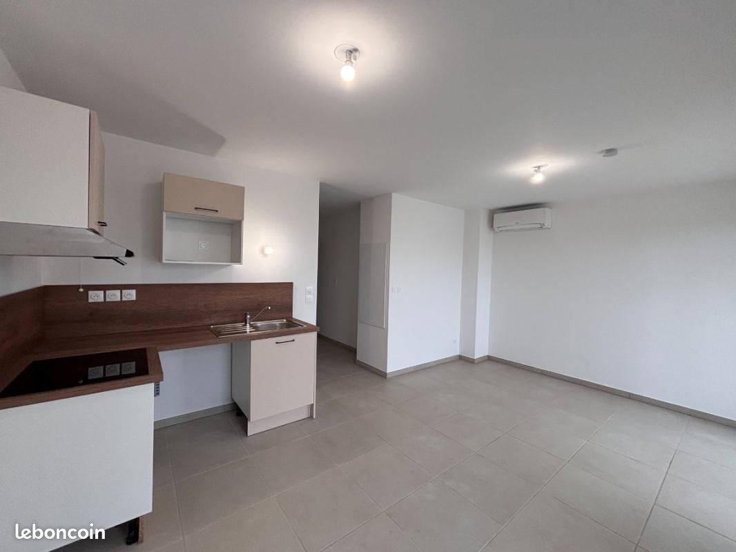 Appartement 1 pièce 29 m² · à Monteux · 29 m² · 465 €