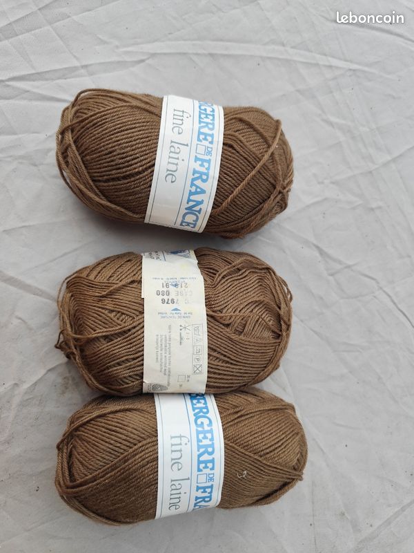 Lot 8 pelotes laine Bergère de F (image 1)