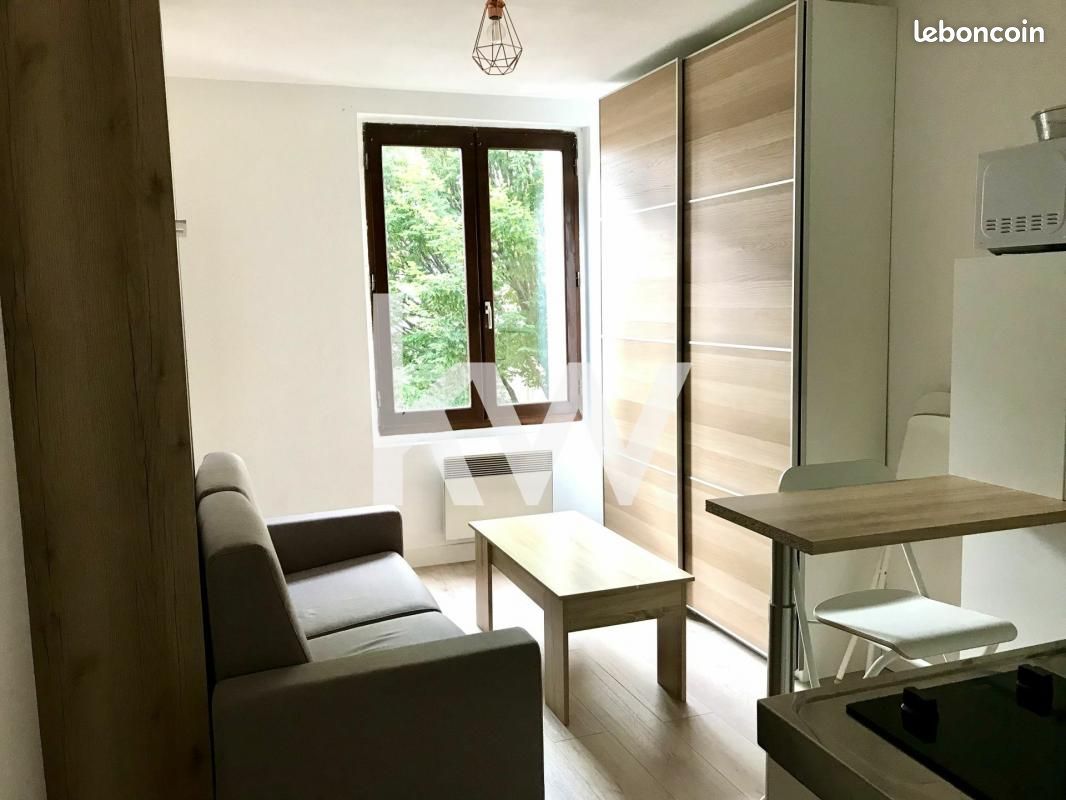 Studio 1 pièce 15 m² - Limoges 87000 (image principale 0)