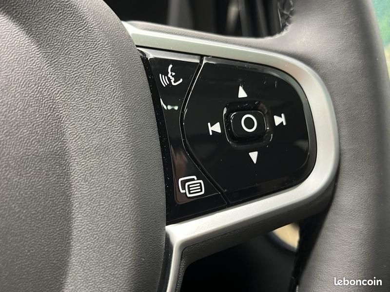 Volvo XC60 T6 Hybride Rechargeable 253 + 145ch Ultra Style Dark Geartronic 8 AWD (image 15)