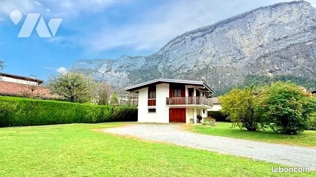 Maison 4 pièces 91 m² · à Magland · 91 m² · 359 000 €