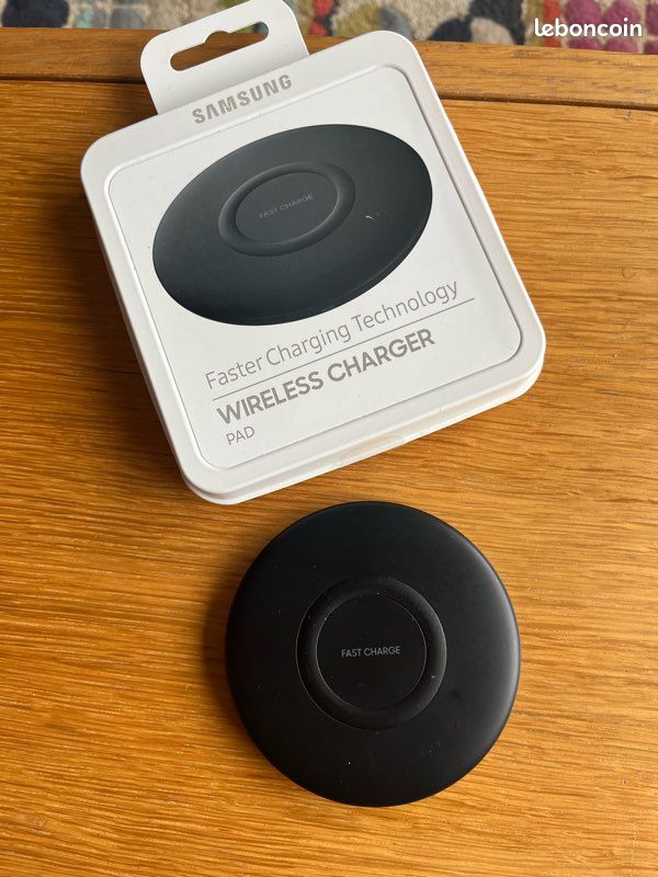 Chargeur sans fil Samsung EP-P1100 Accessoires téléphone