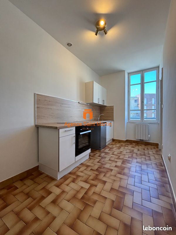 Appartement 3 pièces 61 m² · à Montélimar · 61 m² · 670 €