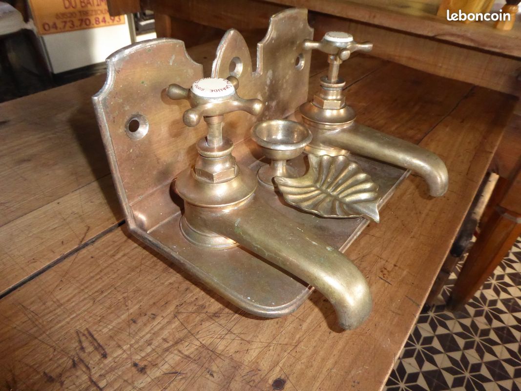 Robinets anciens (image 2)