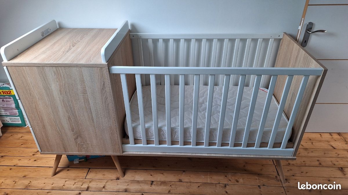 Lit bébé évolutif + commode à langer Sauthon (image 1)