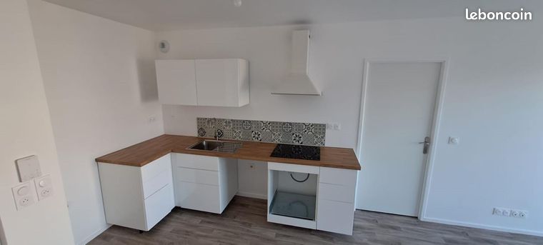 Appartement a louer garges-les-gonesse - 2 pièce(s) - 42 m2 - Surfyn