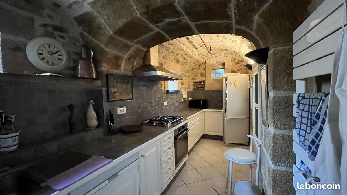 Maison 8 pièces 240 m² (image 3)