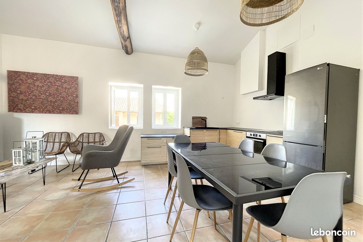 Table moderne neuve (image 1)