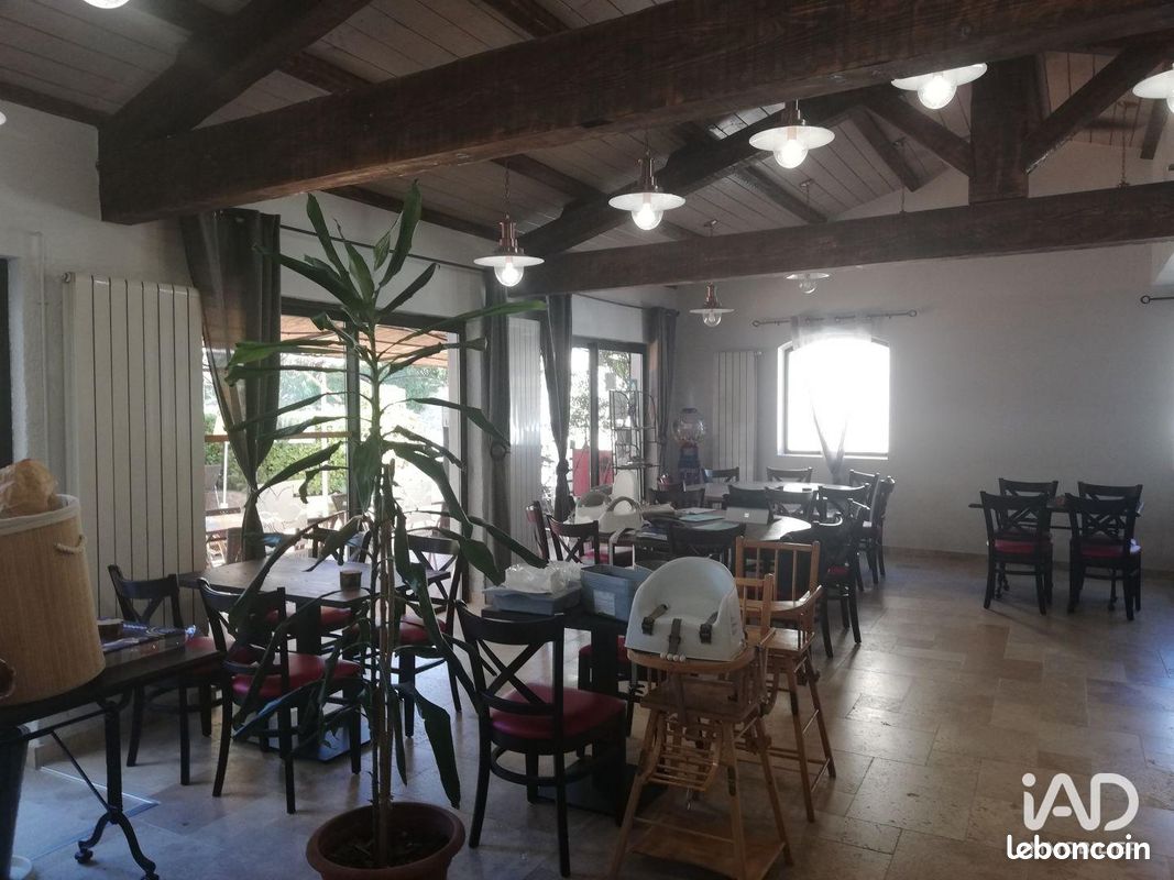 Bar-brasserie 242 m² SAINT-REMÈZE (image 9)