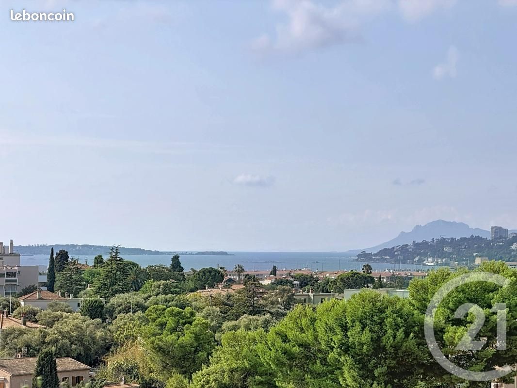 Appartement 4 pièces 97 m² · à Antibes · 97 m² · 892 500 €