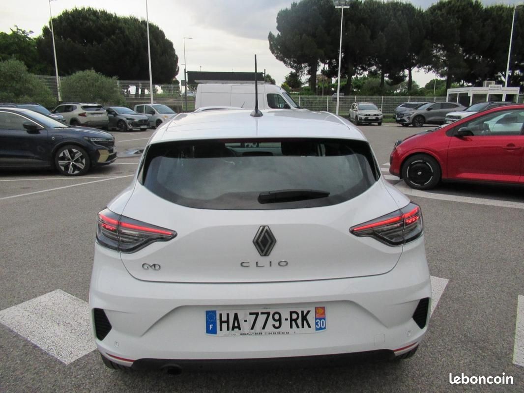 Renault Clio V TCe 90 ch GSR2 Evolution (image 4)