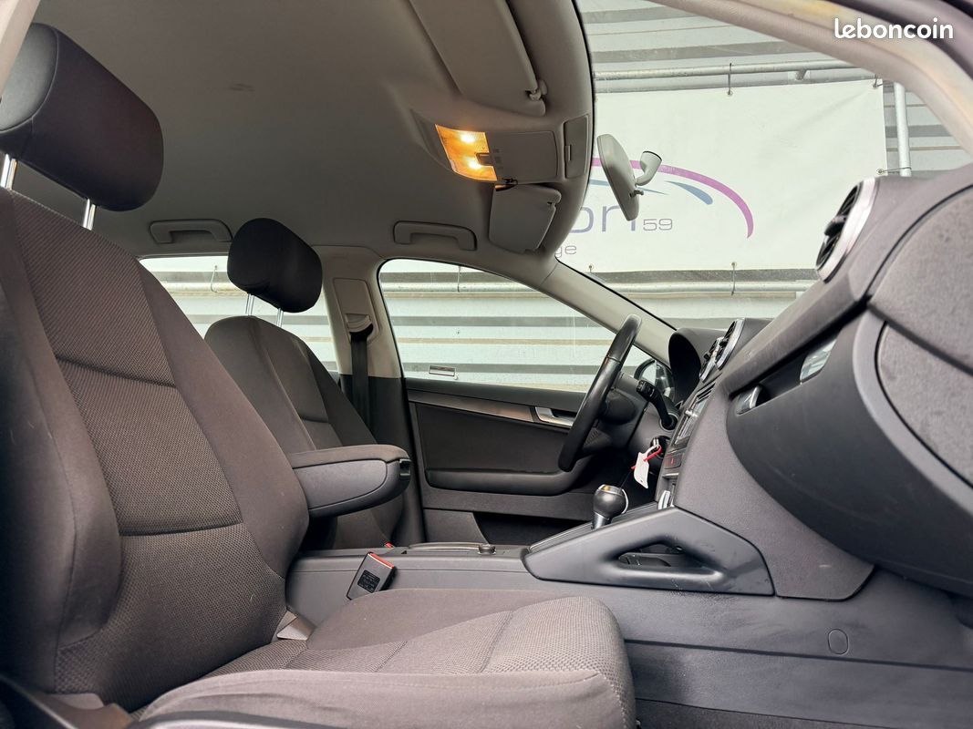Audi A3 1.2 TFSi / Boite Automatique / 115 000KM / Clim / Bluetooth / Regulateur de vitesse ... (image 4)