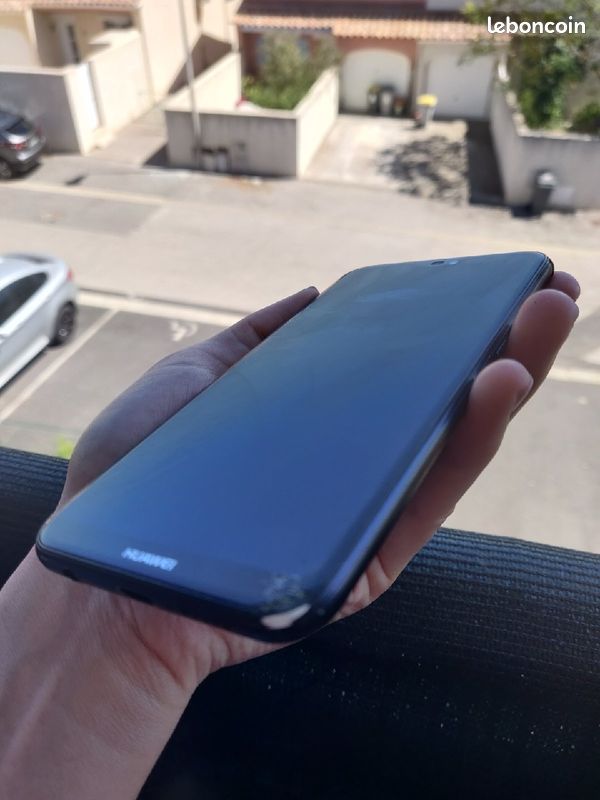 Huawei p20 Lite (image 2)