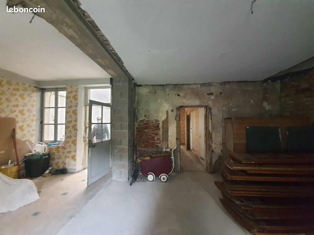 Immeuble 280 m² · à Rambervillers · 280 m² · 69 500 €