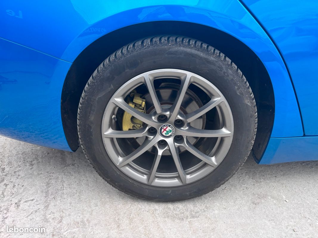 Alfa romeo giulia 2.2 jtdm 135 super bva (image 23)