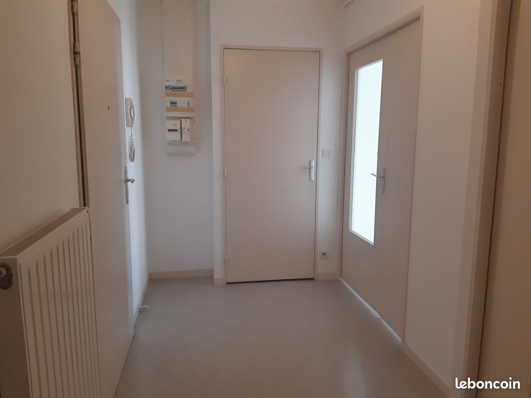 Appartement a louer lons-le-saunier - 3 pièce(s) - 50 m2 - Surfyn