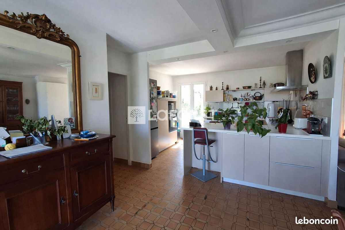 Propriété 5 pièces 115 m² (image 4)