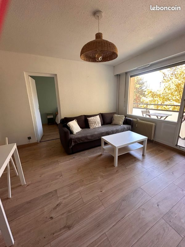 Appartement 2 pièces 35 m² · à Saint-Julien-en-Genevois · 35 m² · 1 300 €/mois