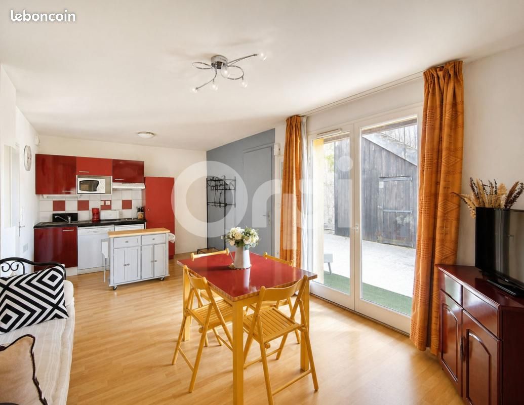Appartement 2 pièces 42 m² · à Saint Geniez d'Olt Et d'Aubrac · 42 m² · 54 000 €