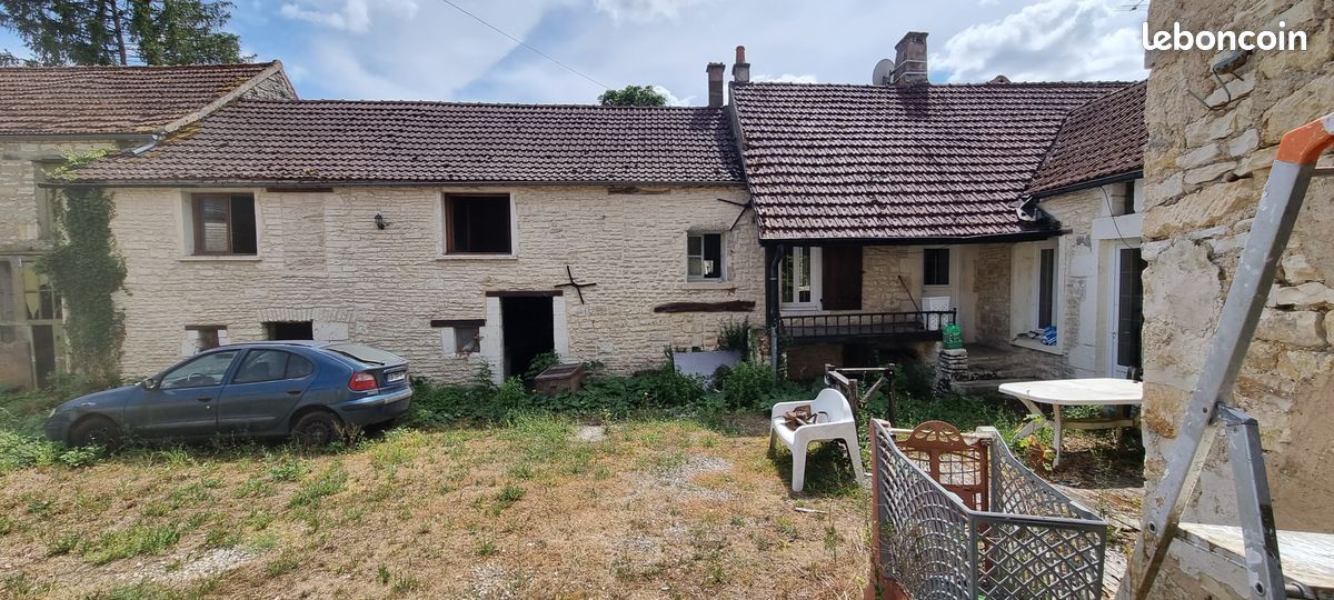 Maison 6 pièces 120 m² · à Tanlay · 120 m² · 70 000 €