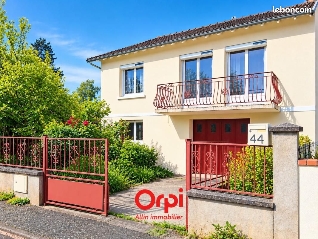 Maison 5 pièces 123 m² · à Montluçon · 123 m² · 132 000 €
