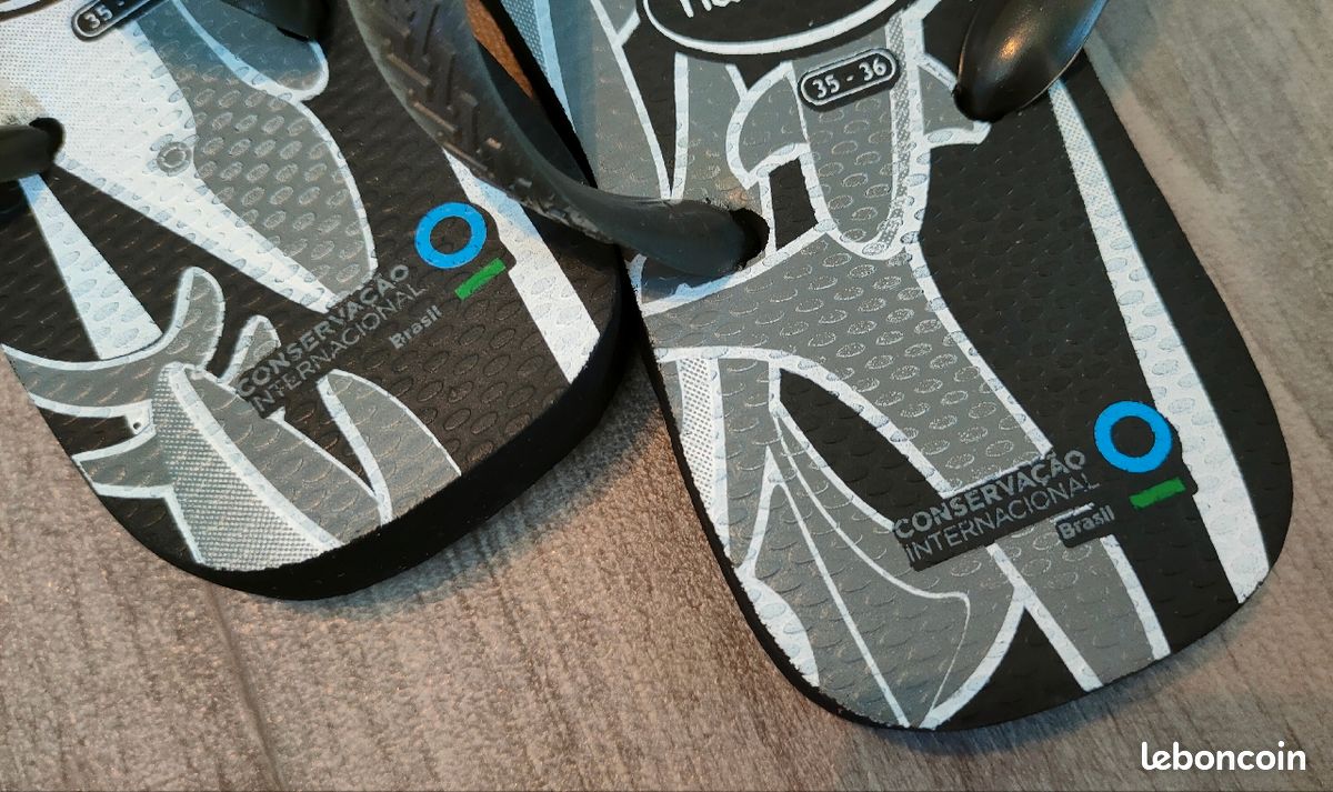 Tong Havaianas du Brésil, de couleur noire, grise et blanche (image 6)