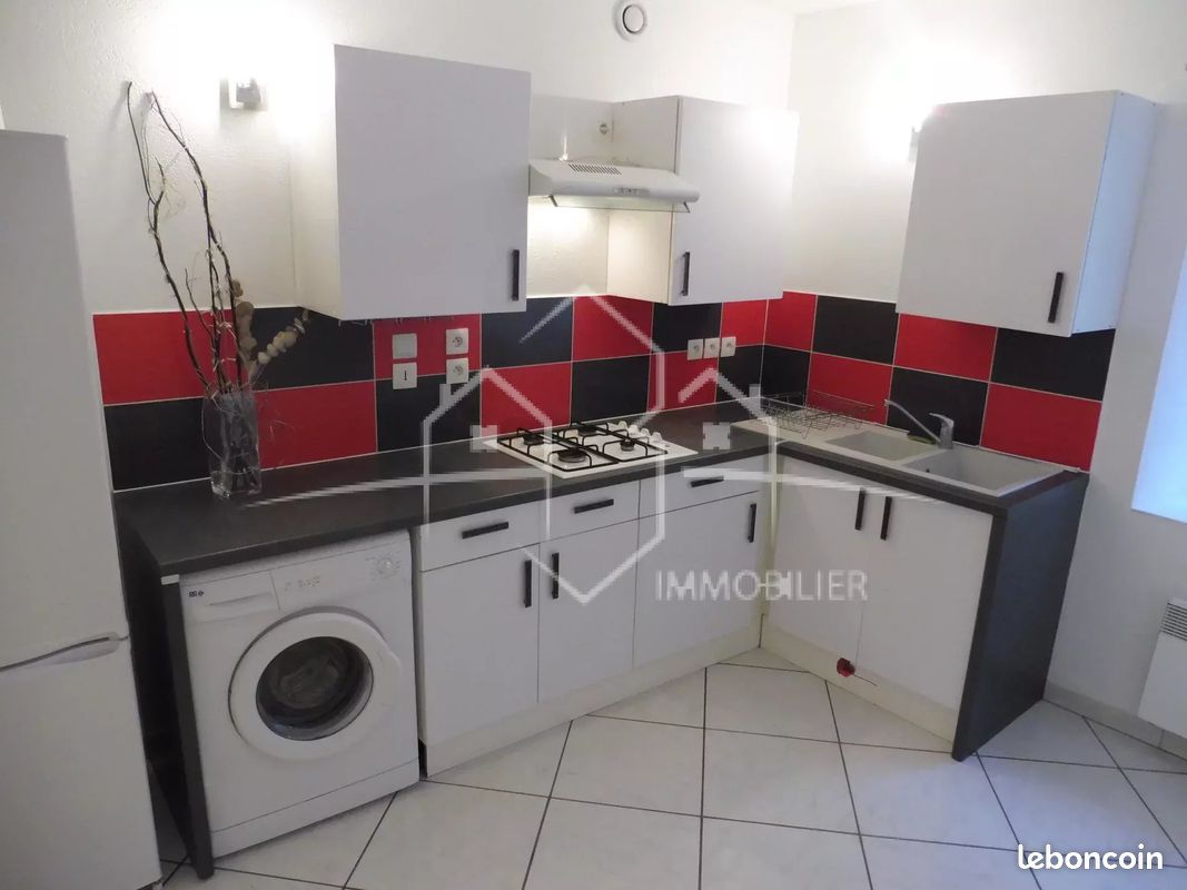 Appartement 2 pièces 37 m² · à Beaurepaire · 37 m² · 399 €