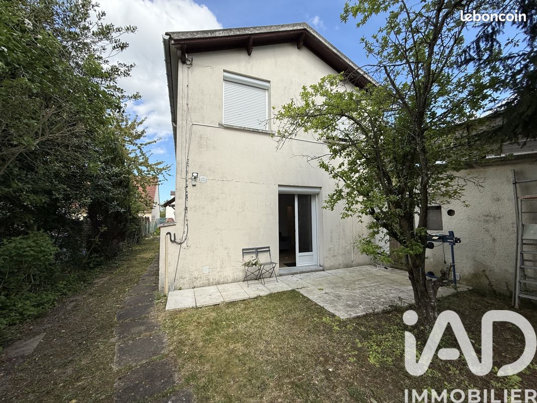 Maison 3 pièces 56 m² · à Melun · 56 m² · 1 050 €/mois
